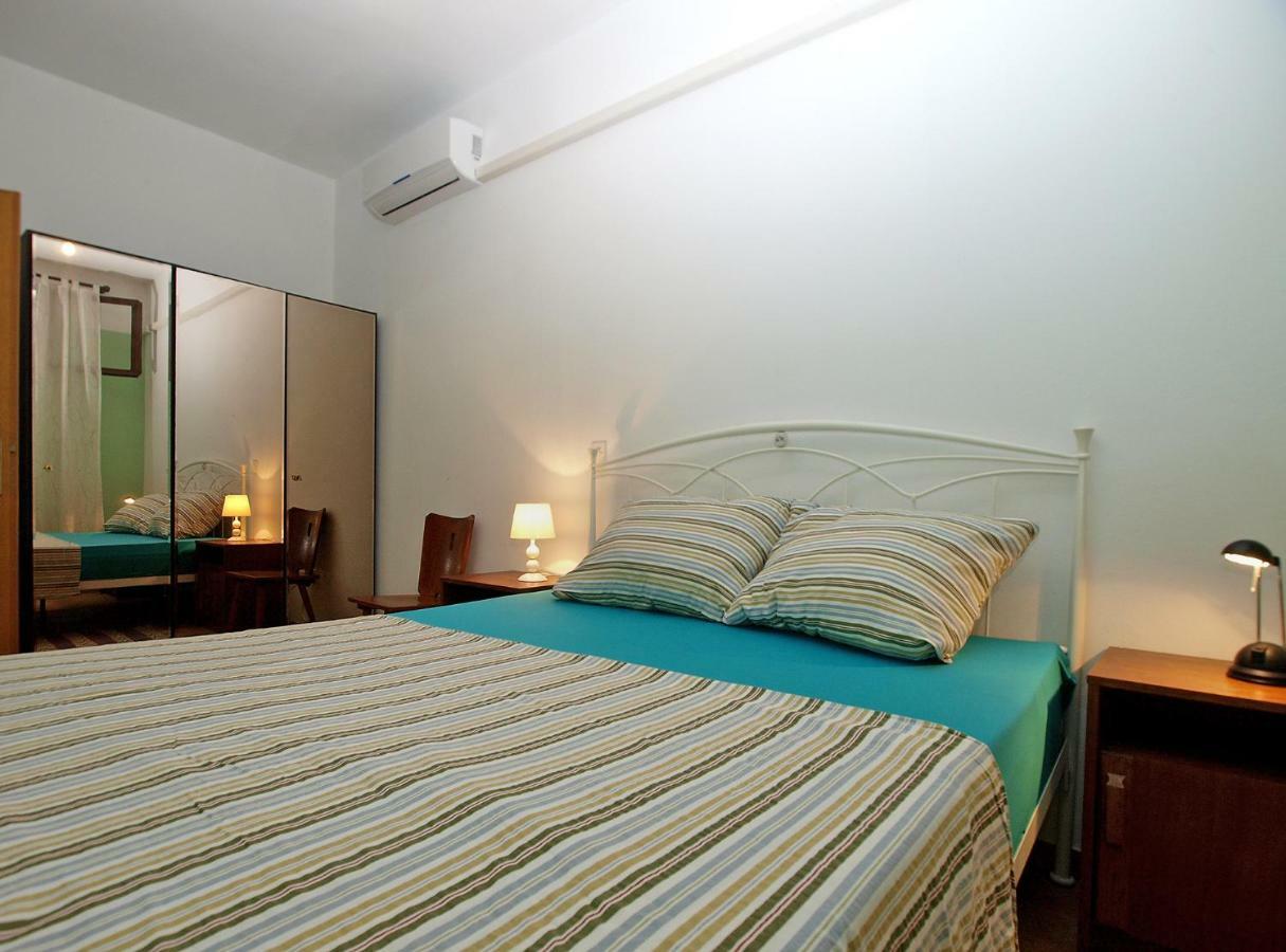 Apartments Kada 1571 Pula Exterior photo